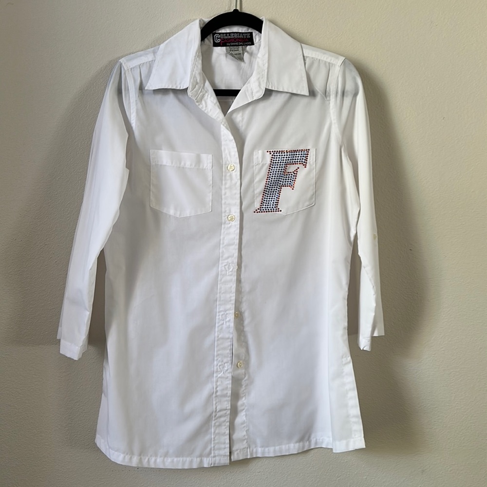 Ladies small gator shirt